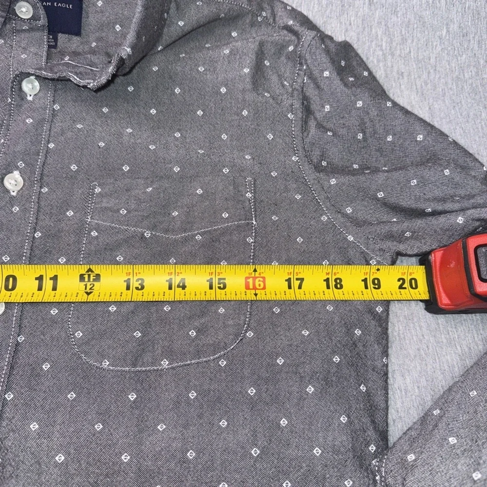 American Eagle Men's small Gray Geometric Print Button Down Long Sleeve Shirt - Picture 4 of 7